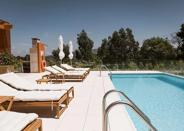 Souto Village - By Rowdhouses - Private Pool & Lemon Farm * Pacos de Gaiolo