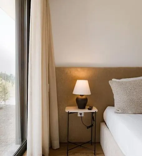 Souto Village - By Rowdhouses - Private Pool & Lemon Farm Villa Pacos de Gaiolo