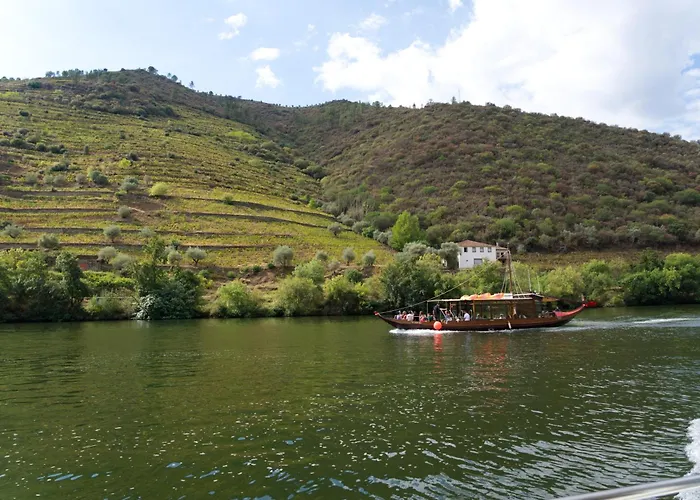 Villa Souto Village - By Rowdhouses - Private Pool & Lemon Farm *